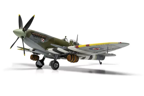 Airfix 1:24 Supermarine Spitfire Mk.IXc - Flying Dray