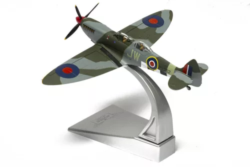 Corgi 1:72 Supermarine Spitfire T9, PV202/’JW’ (G-CCCA), Presented as Spitfire MK.IX ML365/JW,135 Wing, 2nd Tactical Air Force, Aircraft operated by Aerial Collective, Duxford Airfield
