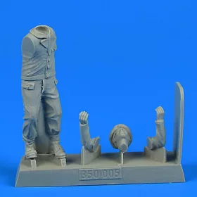   Aerobonus 1:35 Kriegsmarine WWII sailor w.rope f.German schnellboats,German Human Torpedoes