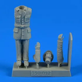   Aerobonus 1:35 Kriegsmarine WWII Ceremony-Officer for German schnellboats,German Human Torpedoes