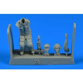  Aerobonus 1:48 Soviet Aircraft Mechanic-the period of the Warsaw pact (2)