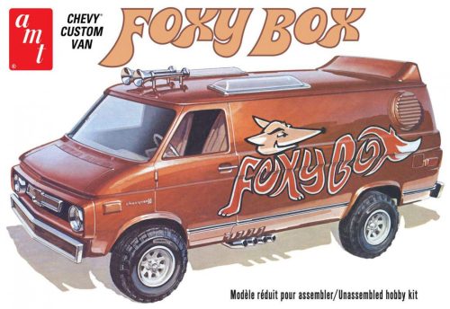 AMT AMT1265 1:25 1975 Chevy Van ”Foxy Box”
