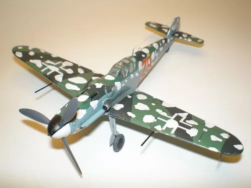 Mistercraft 1:72 BF-109G-5R6 Roten Jager