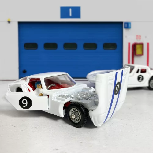 Corgi 324 Marcos 1800 GT With Volvo Engine