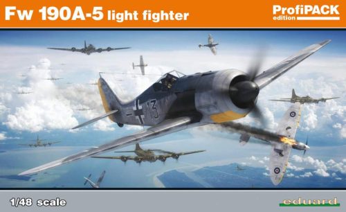 Eduard Profipack 1:48 Fw 190A-5 light fighter repülő makett
