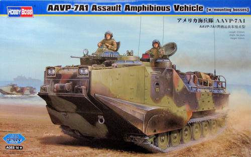 Hobbyboss 1:35 AAVP-7A1 Assault Amphibious Vehicle 82413 harcjármű