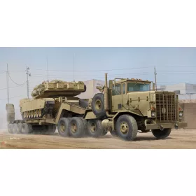   Hobby Boss 1:35 M911 C-HET w/m747 Heavy Equipment Semi- Trailer