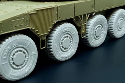 Hauler 1:48 JGSDF Type 16 Wheels (Tamiya kit)