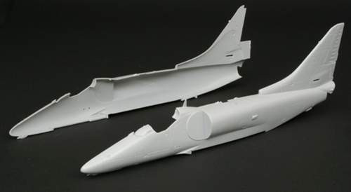 1:48 NORTH AMERICAN FJ-2/&3 FURY