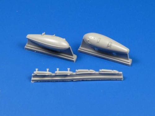 Kp Model 1:72 P-51B/C/D/K PUR parts/pylons+fuel tanks