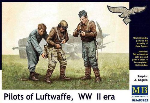 Master Box 1:32 - Pilots of Luftwaffe, WWII Era figura makett