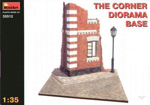 Miniart 1:35 - The Corner. End of street damaged building