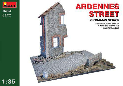 Miniart 1:35 Ardennes Street diorama with ruined 2 storey house corner
