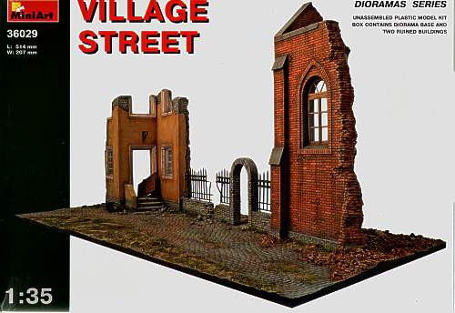 Miniart 1:35 - Village Street