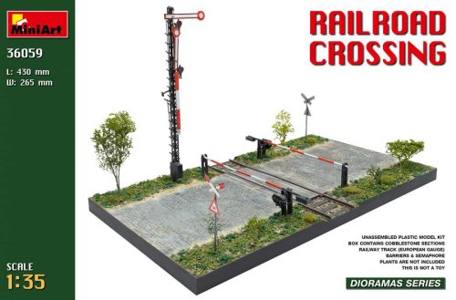 Miniart 1:35 Railroad Crossing