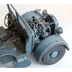 Plus model 1:35 Horch Kfz.15 Motoren Set