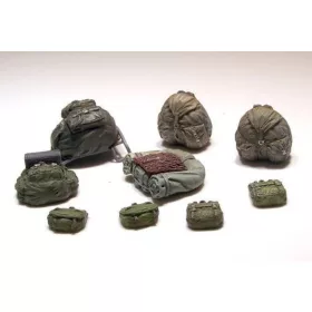 Plus model 1:35 German rucksacks WWII