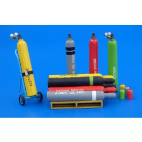 Plus model 1:35 U.S.Pressure bottles-modern