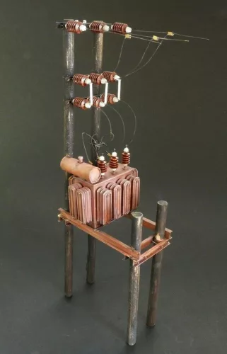 Plus model 1:35 Transormer station