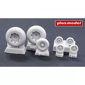 Plus model 1:72 PBY Privateer wheels smooth pattern