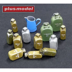 Plus model 1:35 German water canisters