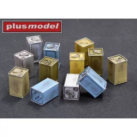 Plus model 1:35 British canisters Flimsy late
