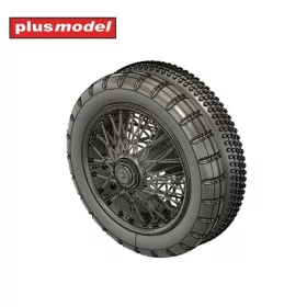 Plus model 1:35 Wheels for british armored car RR