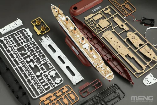 MENG-Model 1:700 R.M.S. Titanic