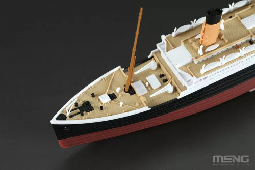 MENG-Model 1:700 R.M.S. Titanic