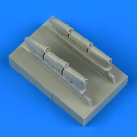 Quickboost 1:48 Spitfire Mk.I exhaust for Tamiya