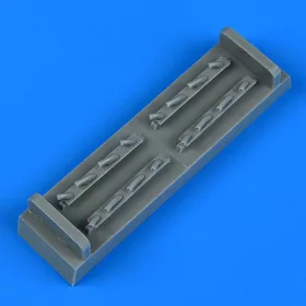 Quickboost 1:72 Pe-2 exhaust for Zvezda