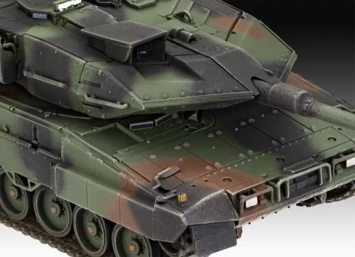 Revell 1:72 Leopard 2 A7V