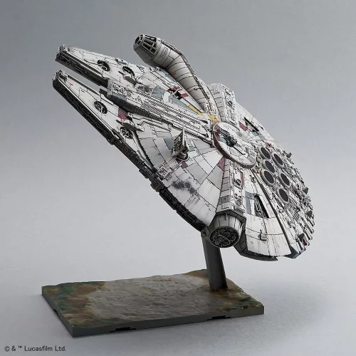 Revell 1:144 Bandai Millennium Falcon