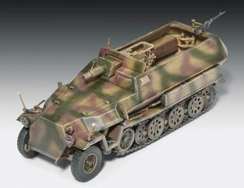 Revell 1:72 Sd.Kfz 251:9 Ausf. C 3177 harcjármű makett