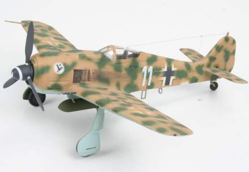 Revell 1:72 Focke Wulf Fw-190F-8 4171 repülő makett