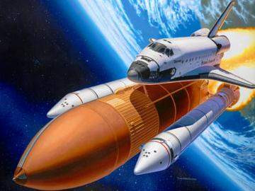 Revell 1:144 Space Shuttle Discovery & Hordozó rakéta 4736 űrhajó makett
