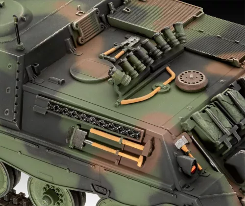 Revell 1:35 Model Set Raketenjagdpanzer Jaguar 1