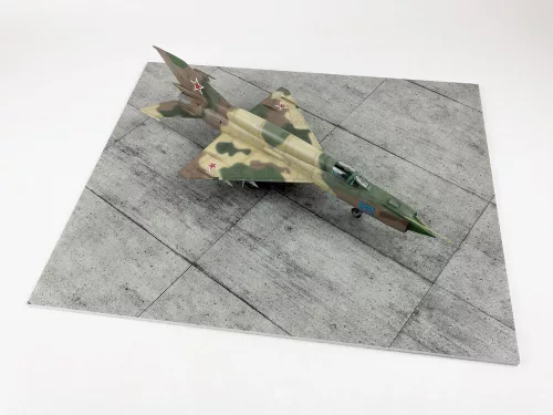 Red Fox Studio 1:48 Concrete Base Rectangular Type 4 380x320mm (Universal)