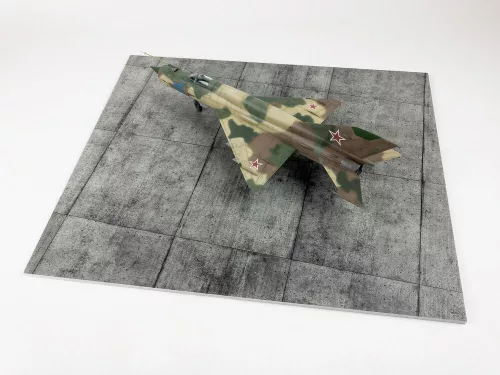 Red Fox Studio 1:48 Concrete Base Square Type 4 380x320mm (Universal)