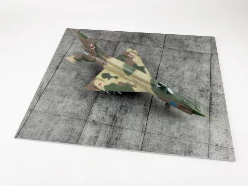 Red Fox Studio 1:48 Concrete Base Square Type 4 380x320mm (Universal)
