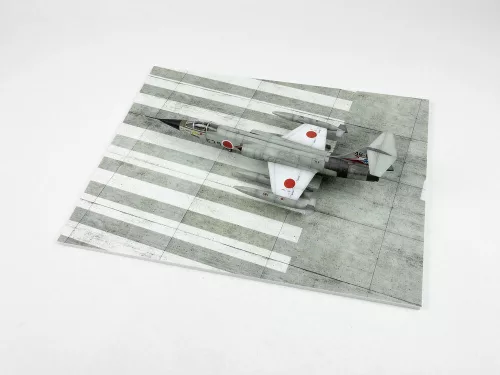 Red Fox Studio 1:72 Modern USSR Airfield Type 1 300x230mm (Universal)