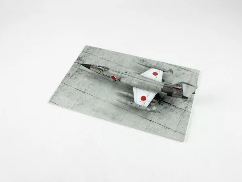 Red Fox Studio 1:72 Concrete Base Square Type 1 250x160mm (Universal)