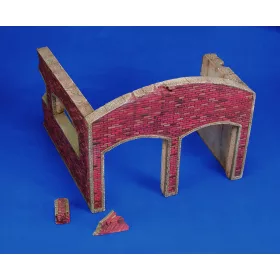 Royal Model 1:35 Destroyed Factory