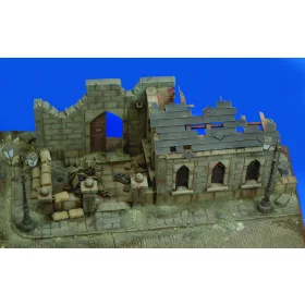 Royal Model 1:35 Church ruin