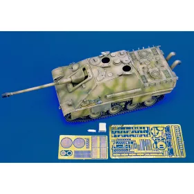 Royal Model 1:35 Jagpanther (for old Tamiya kit