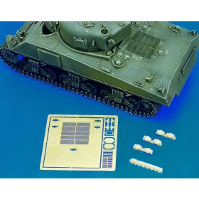 Royal Model 1:35 Sherman M4 A2