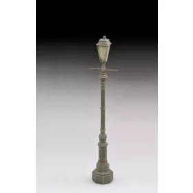 Royal Model 1:35 Antique street lamp