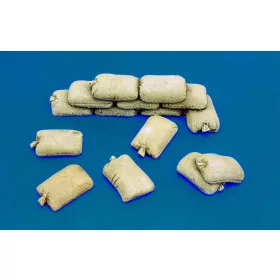 Royal Model 1:35 Sandbags