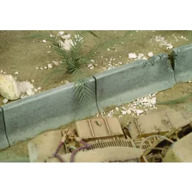 Royal Model 1:35 Road accessories n.1