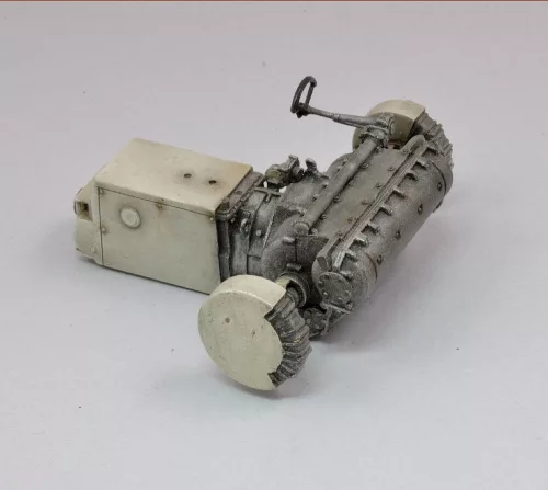 Royal Model 1:35 Tiger I trasmission